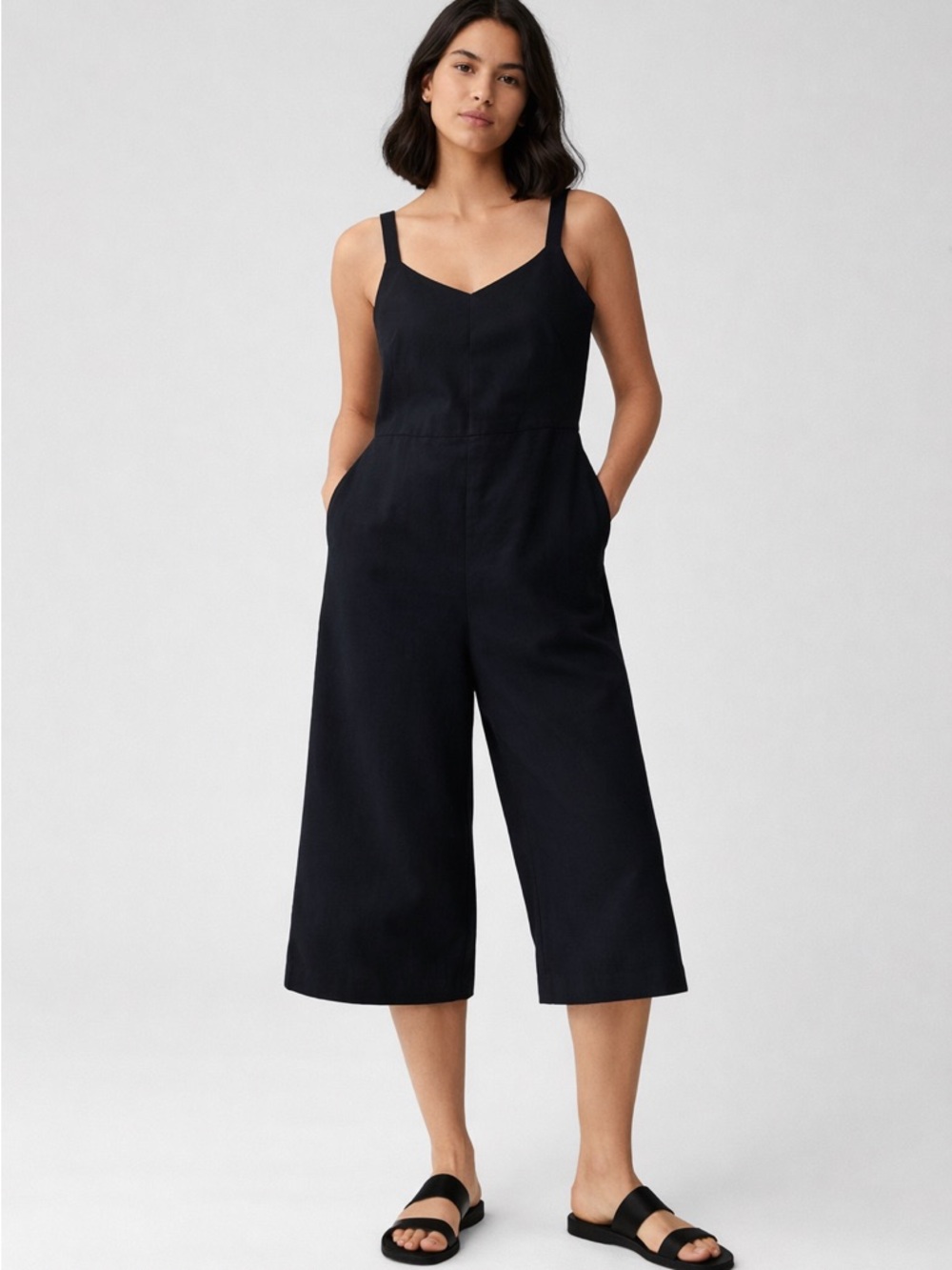 Everlane Japanese GoWeave Vneck Wide Leg Crop Jumpsuit 4 Minimalist Summer